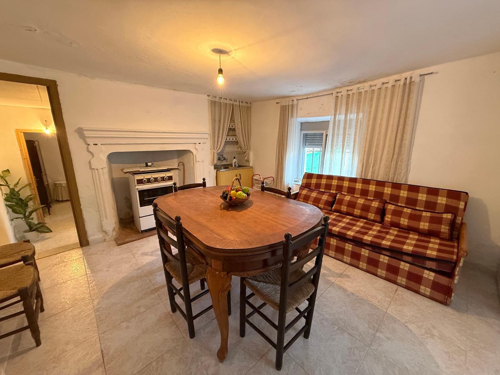 Casa de 5 habitaciones en Letur en venta - 30.000 € (Ref: 9583062)