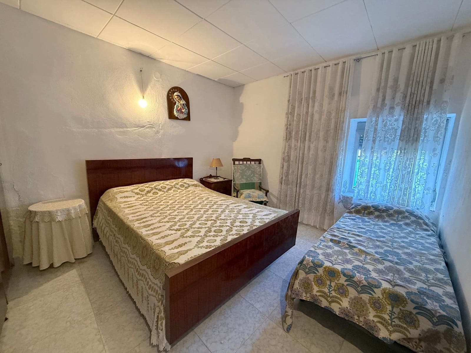 Casa de 5 habitaciones en Letur en venta - 30.000 € (Ref: 9583062)