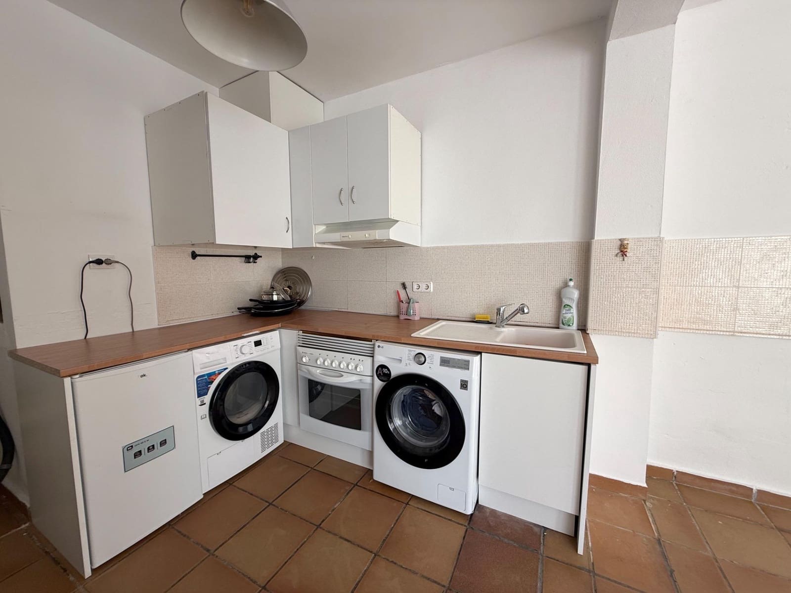 3 soveværelse Finca/Landehus til salg i Roldan med swimmingpool - € 385.000 (Ref: 9630282)