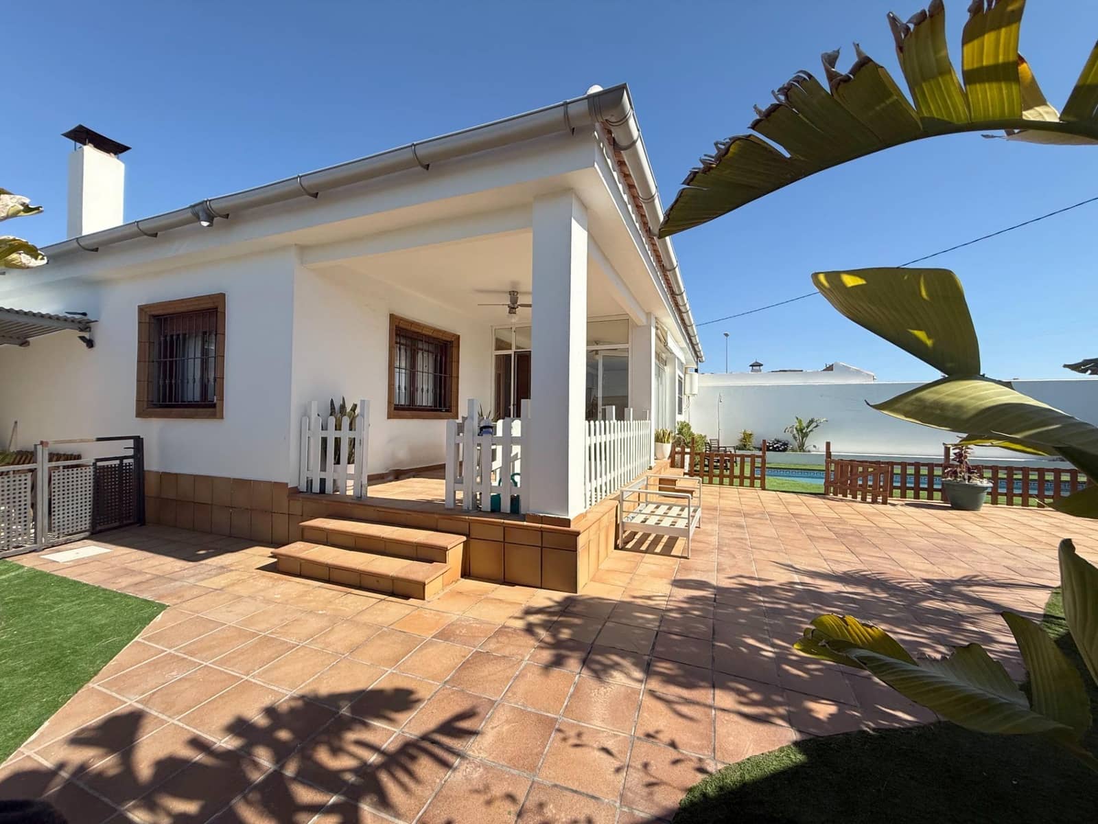 3 soveværelse Finca/Landehus til salg i Roldan med swimmingpool - € 385.000 (Ref: 9630282)