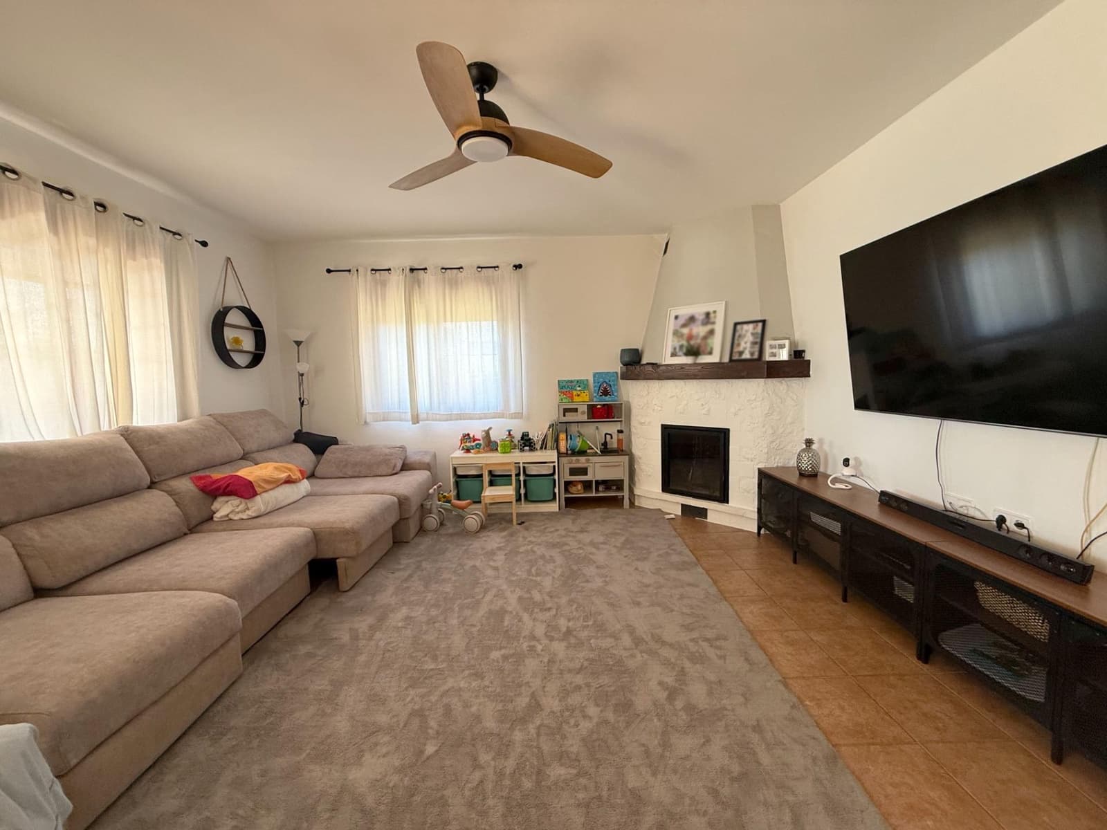 3 soveværelse Finca/Landehus til salg i Roldan med swimmingpool - € 385.000 (Ref: 9630282)