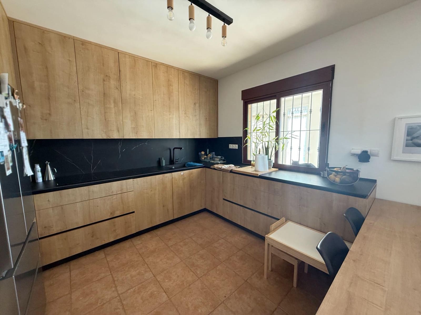 3 soveværelse Finca/Landehus til salg i Roldan med swimmingpool - € 385.000 (Ref: 9630282)