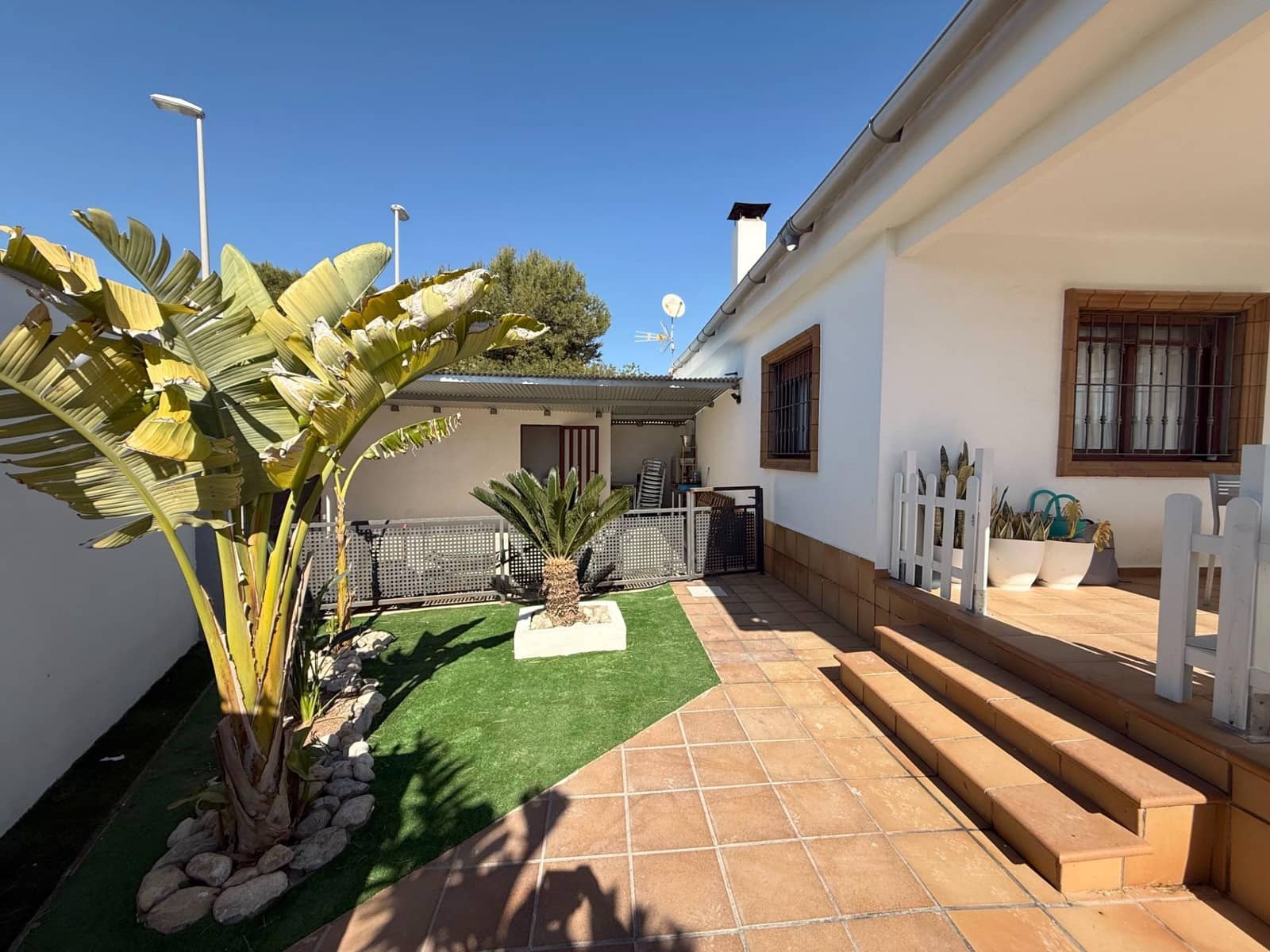 3 soveværelse Finca/Landehus til salg i Roldan med swimmingpool - € 385.000 (Ref: 9630282)