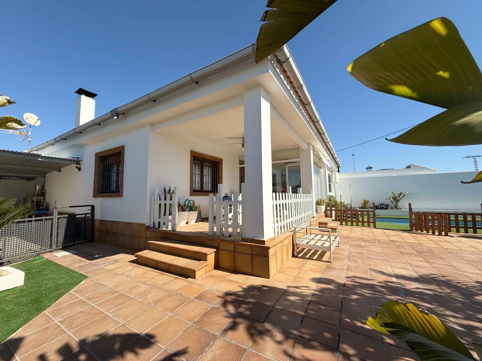 3 soveværelse Finca/Landehus til salg i Roldan med swimmingpool - € 385.000 (Ref: 9630282)