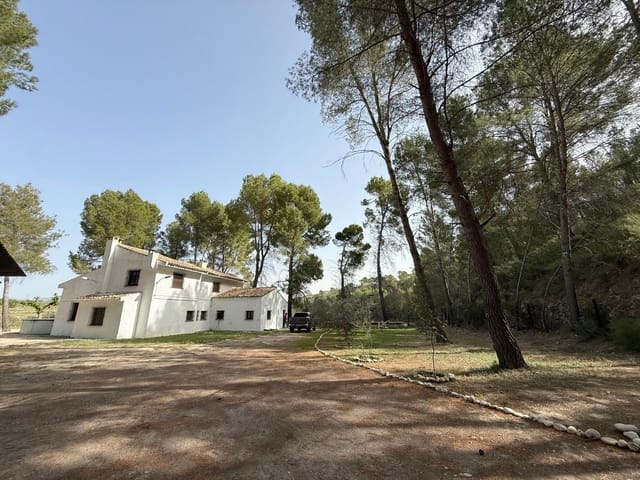4 soverom Finca/Herregård til salgs i Calasparra med svømmebasseng - € 325 000 (Ref: 9770823)