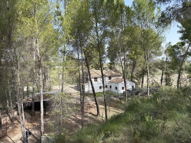 4 soverom Finca/Herregård til salgs i Calasparra med svømmebasseng - € 325 000 (Ref: 9770823)