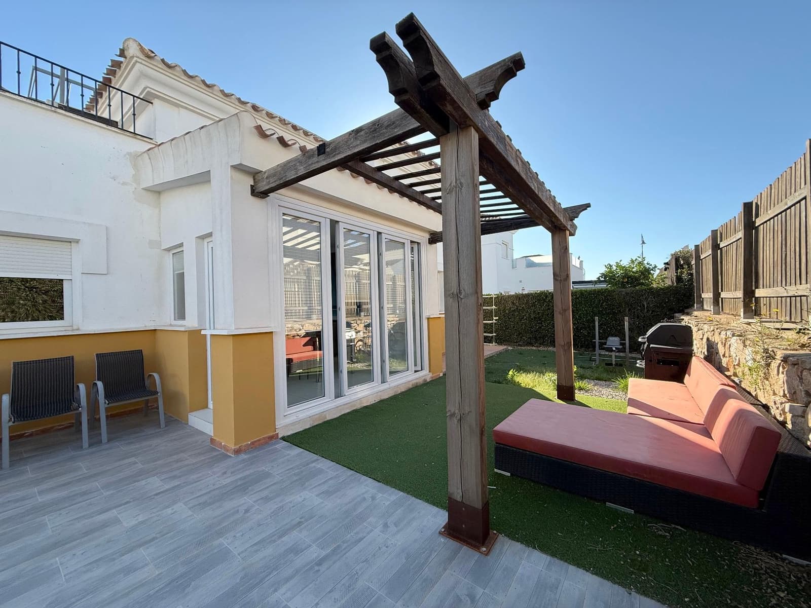 3 chambre Villa/Maison à vendre à La Torre Golf Resort avec piscine - 325 000 € (Ref: 9773276)