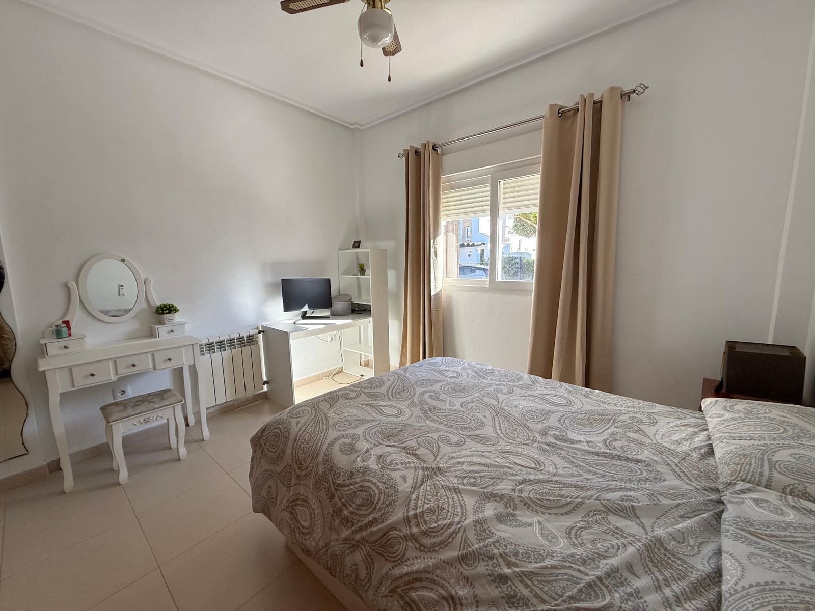 3 chambre Villa/Maison à vendre à La Torre Golf Resort avec piscine - 325 000 € (Ref: 9773276)