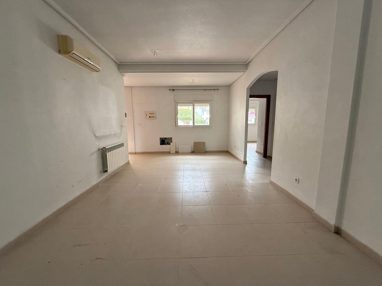 3 sypialnia Willa na sprzedaż w La Torre Golf Resort z basenem - 289 000 € (Ref: 9806638)