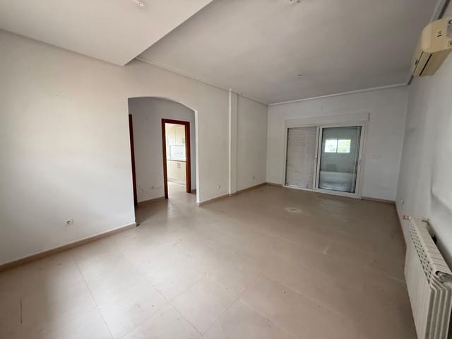 3 sypialnia Willa na sprzedaż w La Torre Golf Resort, Torre-Pacheco z basenem - 289 000 € (Ref: 9806638)