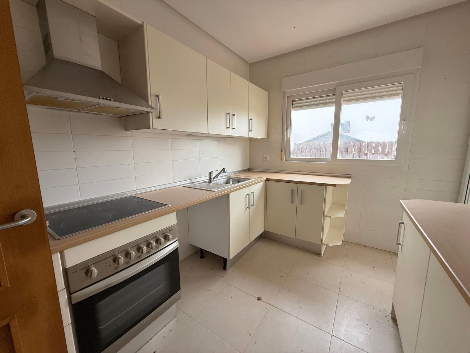 3 sypialnia Willa na sprzedaż w La Torre Golf Resort z basenem - 289 000 € (Ref: 9806638)