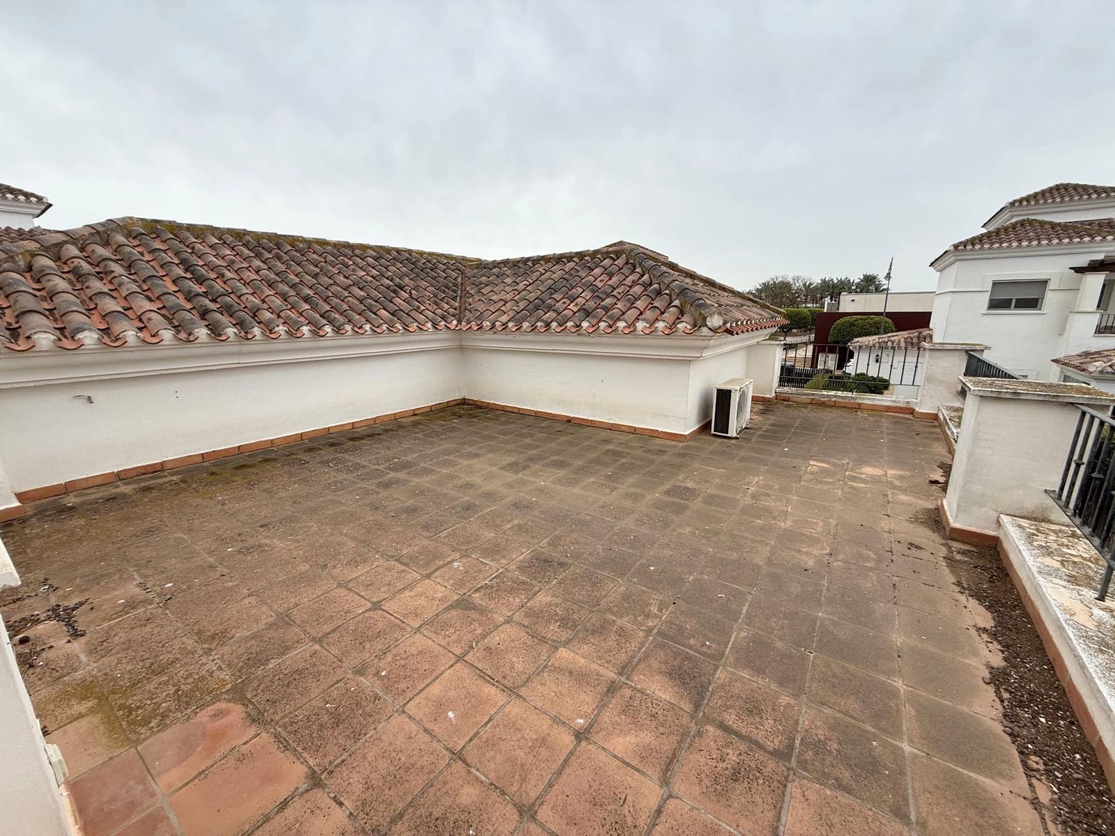 3 sypialnia Willa na sprzedaż w La Torre Golf Resort z basenem - 289 000 € (Ref: 9806638)