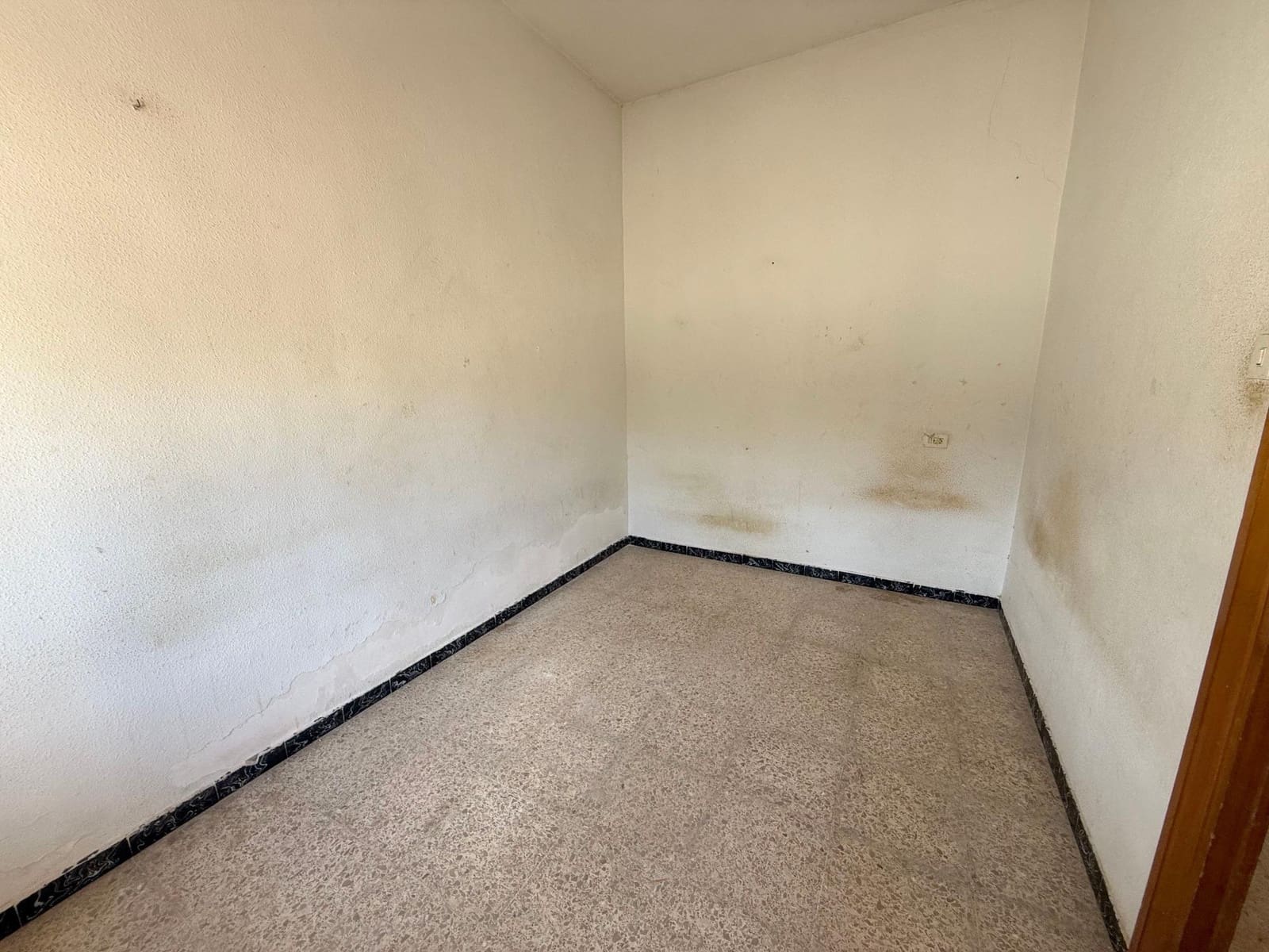 4 soveværelse Byhus til salg i Murcia by - € 129.000 (Ref: 9831720)
