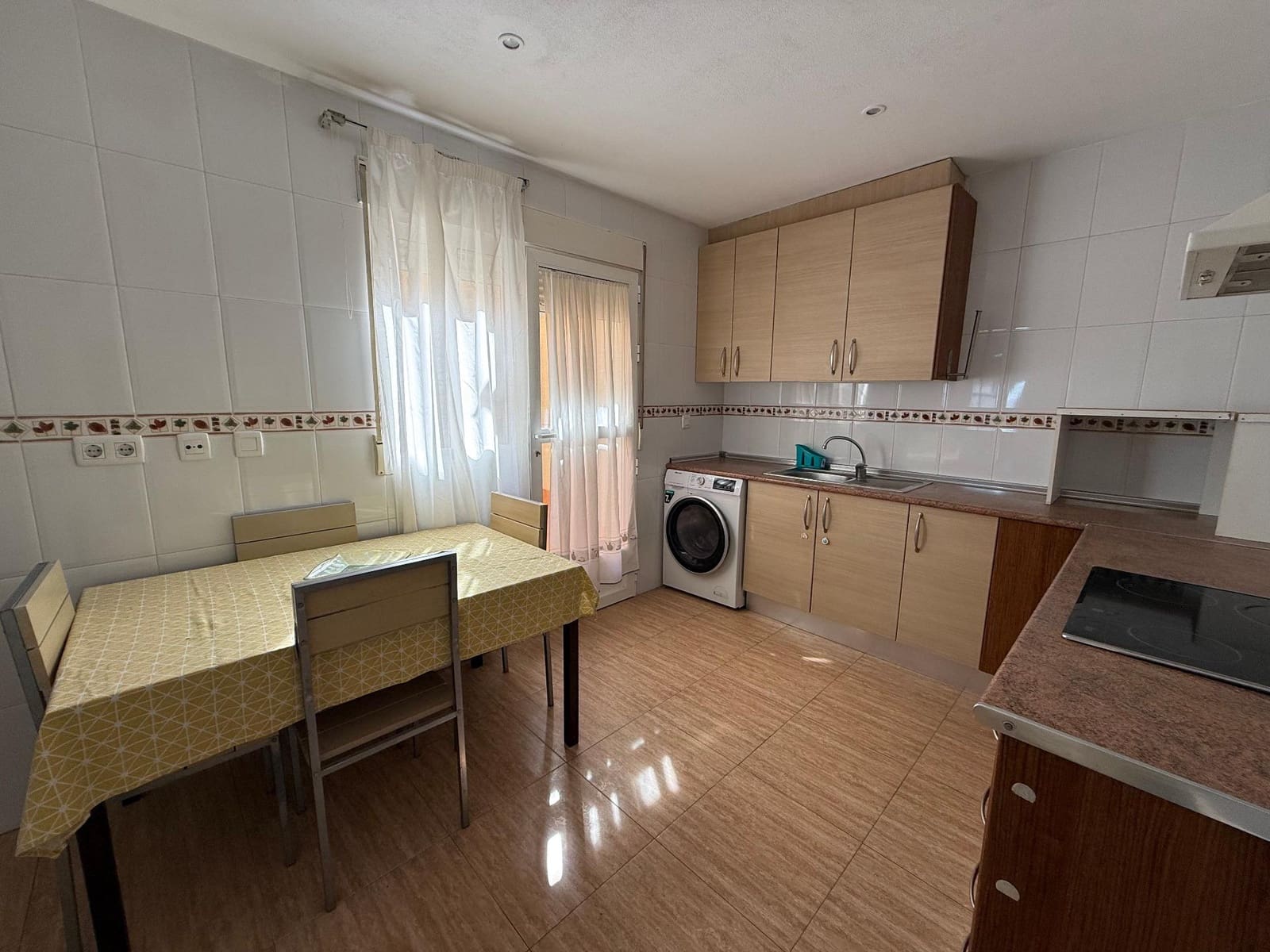 3 bedroom Apartment for rent in Roldan - € 700 (Ref: 9839512)
