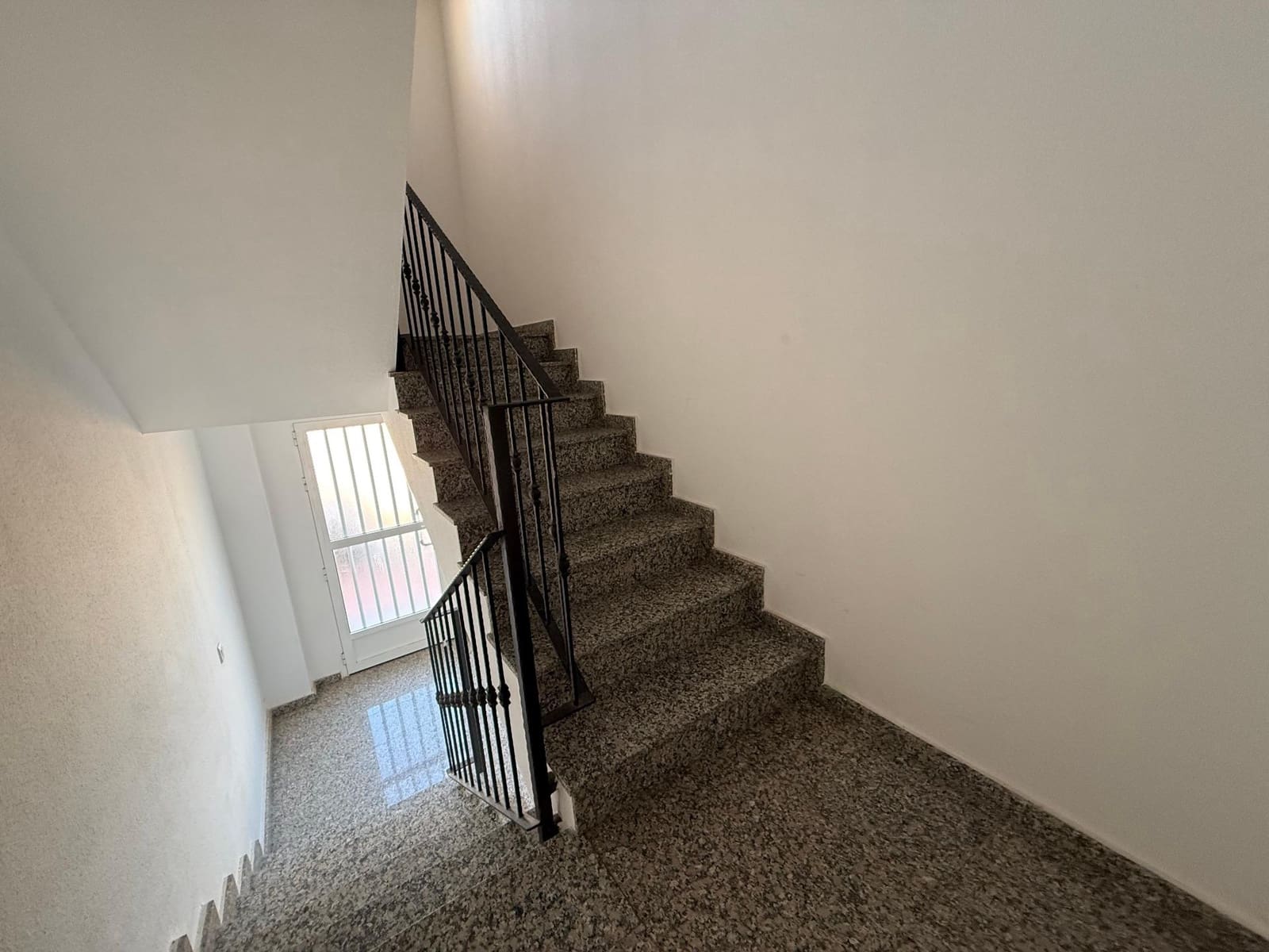 3 bedroom Apartment for rent in Roldan - € 700 (Ref: 9839512)