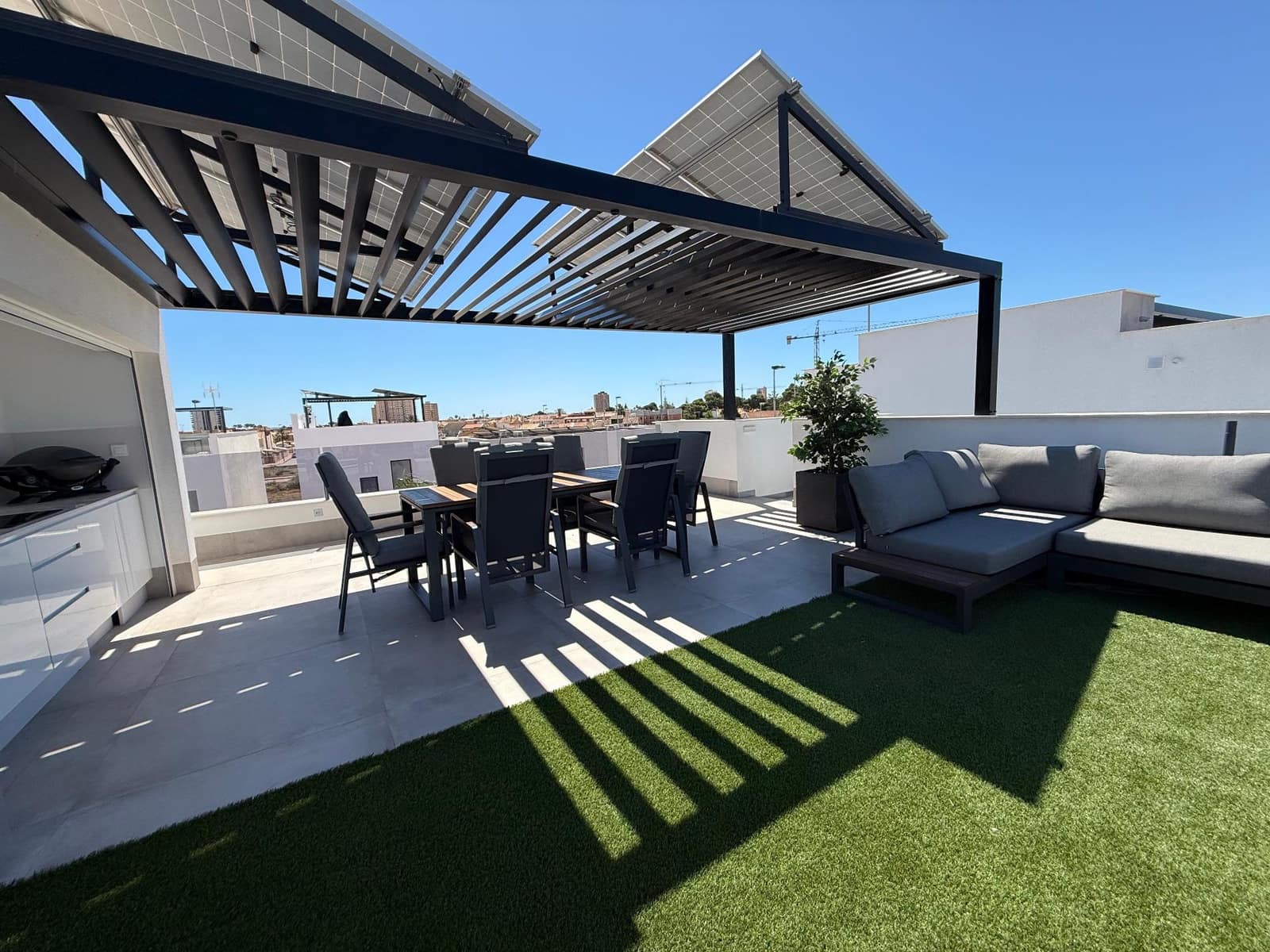 4 sypialnia Willa na sprzedaż w Santiago de la Ribera z basenem - 585 000 € (Ref: 9862037)