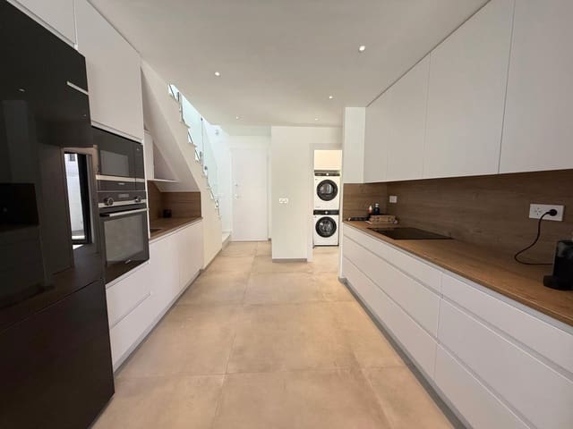 Chalet de 3 habitaciones en Santiago de la Ribera, San Javier en venta con piscina - 549.000 € (Ref: 9862037)