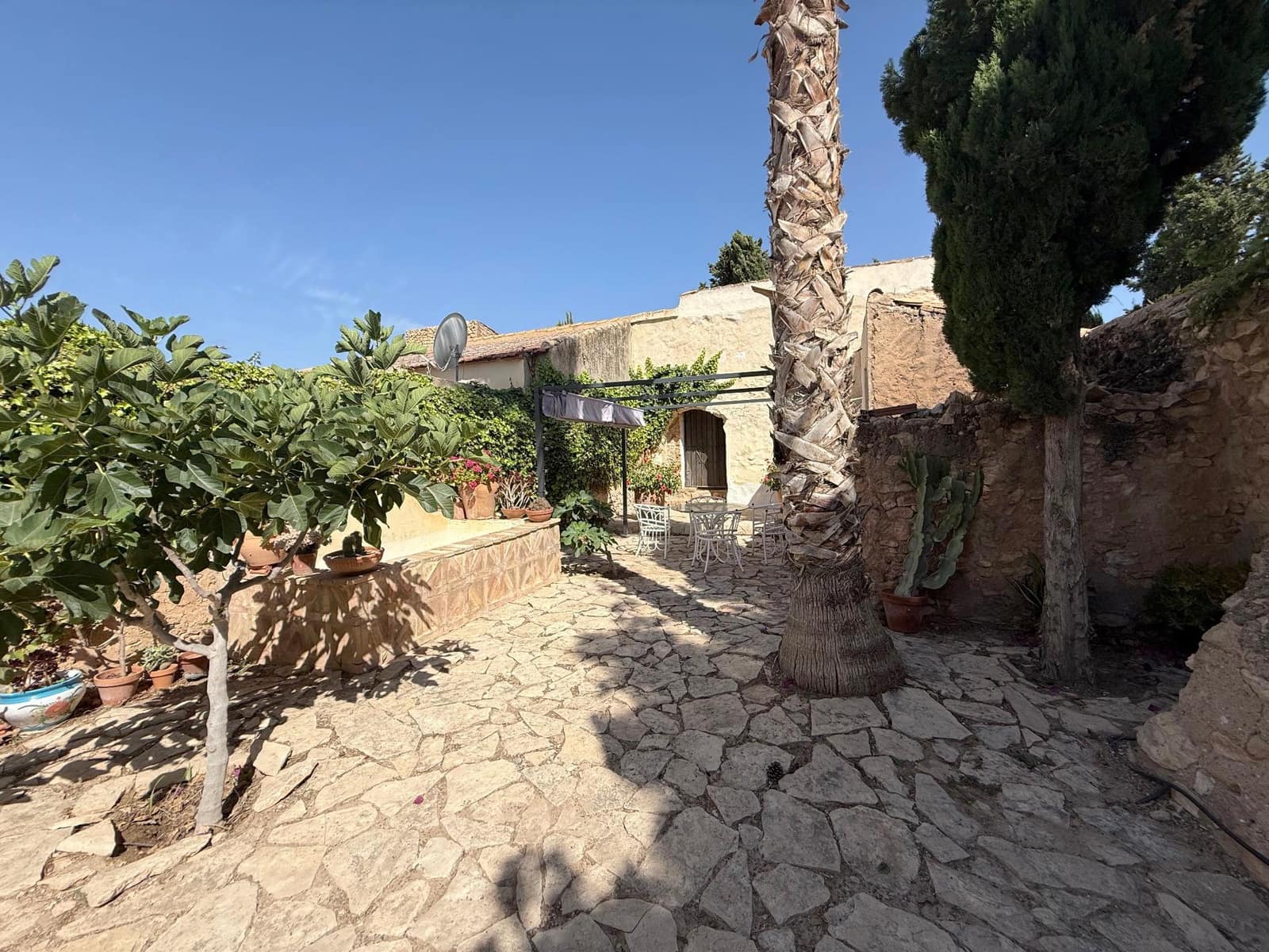4 bedroom Finca/Country House for rent in San Javier with pool garage - € 1,000 (Ref: 9936554)