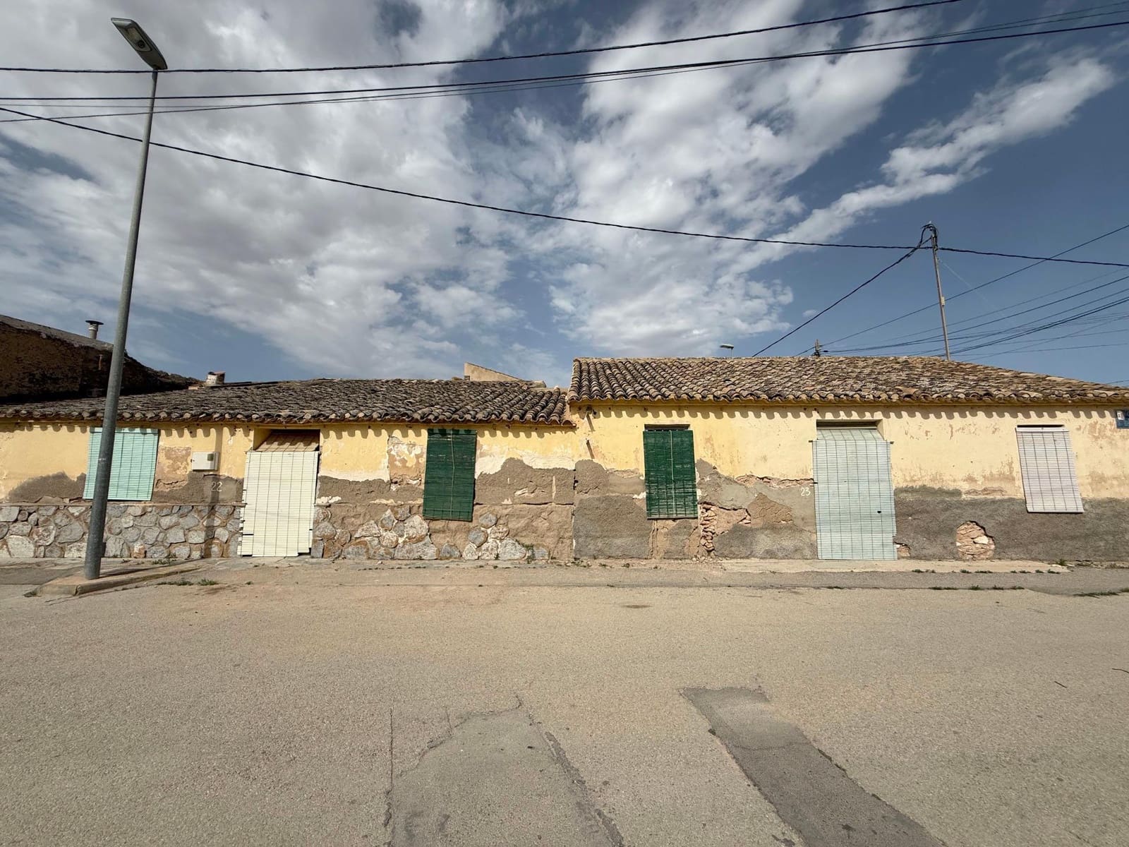 2 bedroom Townhouse for sale in Roldan - € 70,000 (Ref: 9970769)