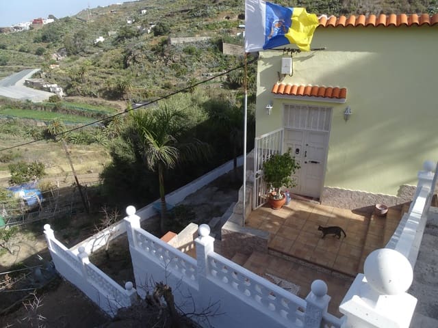 6 bedroom Finca/Country House for sale in Telde - € 495,000 (Ref: 10073249)