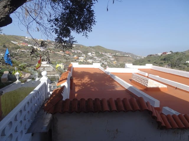 6 bedroom Finca/Country House for sale in Telde - € 495,000 (Ref: 10073249)