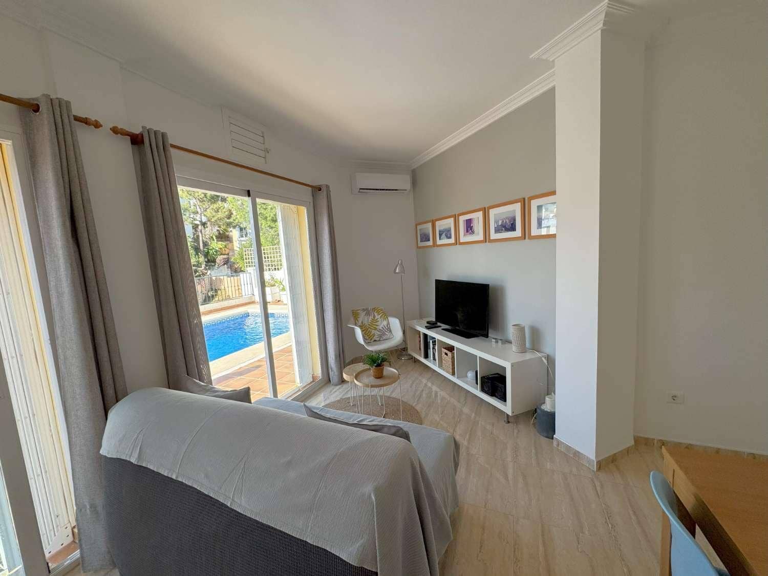 1 soverom Leilighet til salgs i Nerja med svømmebasseng - € 490 (Ref: 8101938)