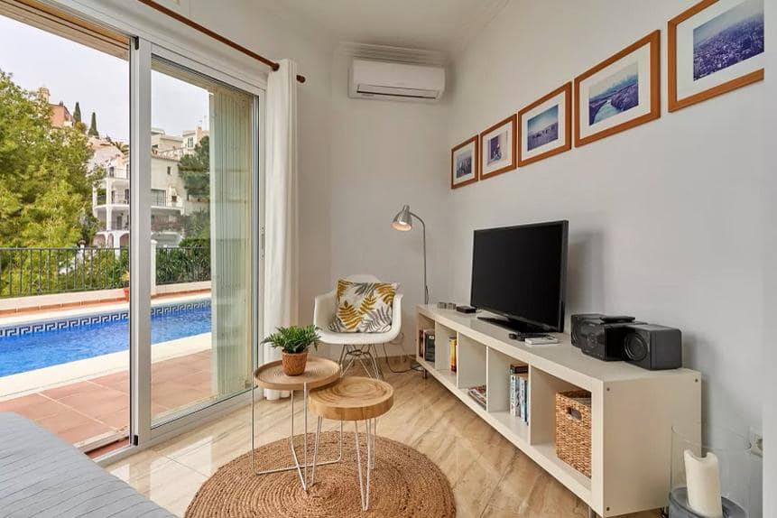 1 bedroom Apartment for holiday rental in Nerja with pool - € 553 (Ref: 8101938)