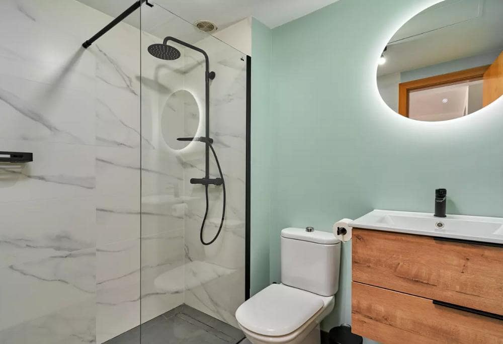 Appartement de 2 chambres de location de vacances à Nerja avec piscine garage - 455 € (Ref: 8101943)