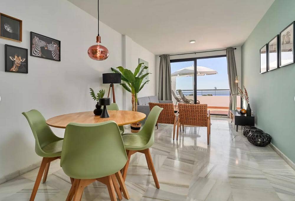 Appartement de 2 chambres de location de vacances à Nerja avec piscine garage - 455 € (Ref: 8101943)