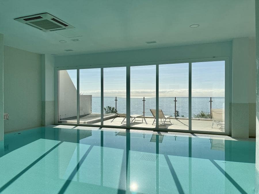 2 soveværelse Lejlighed til salg i Nerja med swimmingpool garage - € 299.900 (Ref: 8101945)