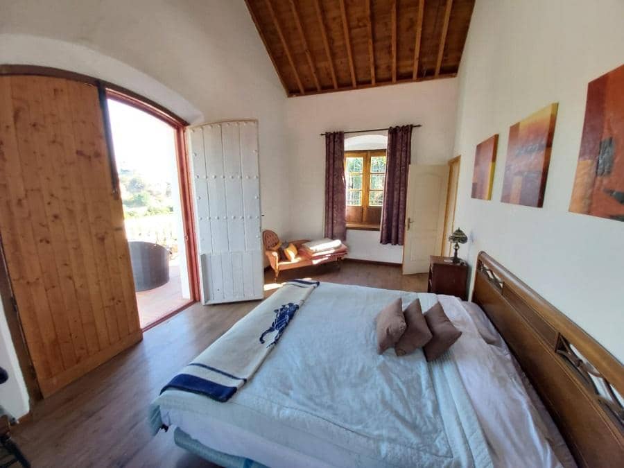 4 soveværelse Villa til salg i Nerja med swimmingpool - € 1.400.000 (Ref: 8487760)