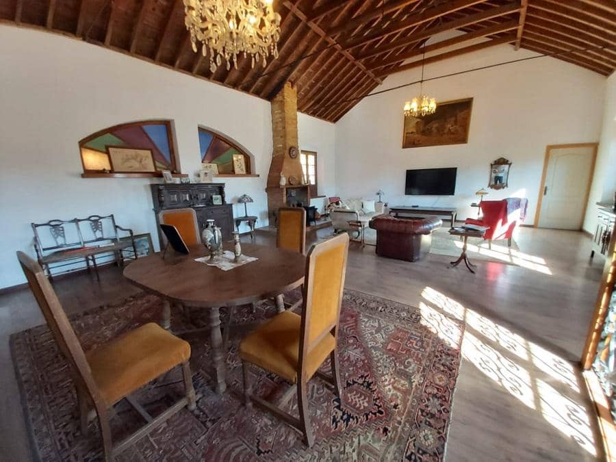 4 soveværelse Villa til salg i Nerja med swimmingpool - € 1.400.000 (Ref: 8487760)