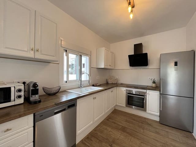 4 sovrum Hus till salu i Avda Pescia - Ctra de Frigiliana, Nerja med pool garage - 800 000 € (Ref: 8582309)