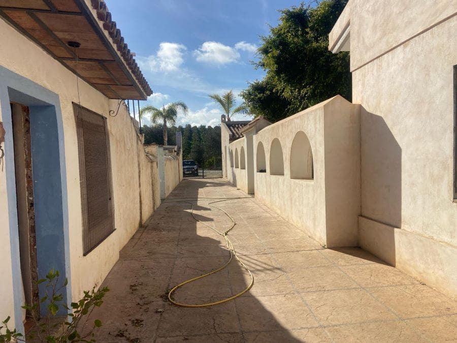 15 camera da letto Finca/Casa di Campagna in vendita in Caleta de Velez con piscina - 695.000 € (Rif: 8766842)