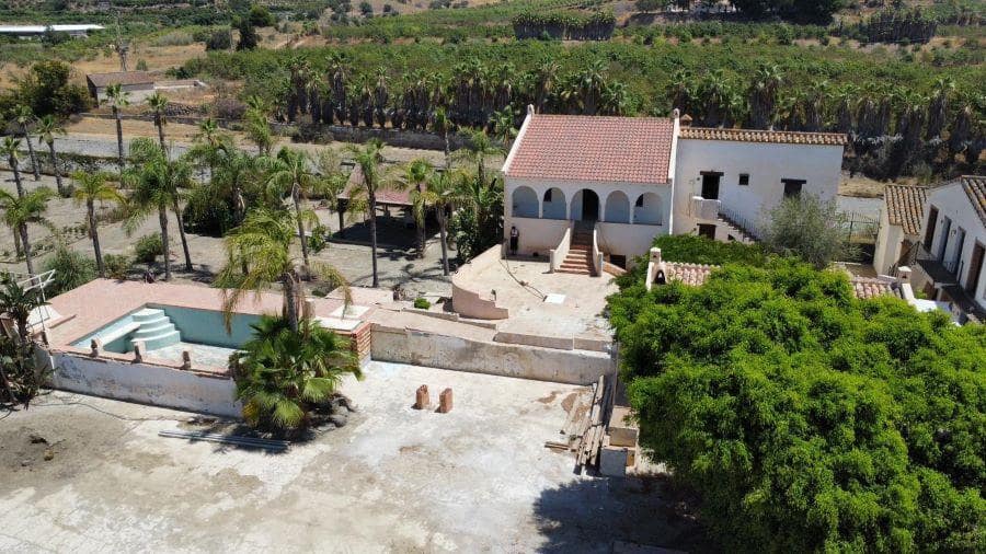15 camera da letto Finca/Casa di Campagna in vendita in Caleta de Velez con piscina - 695.000 € (Rif: 8766842)