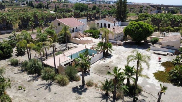 15 camera da letto Finca/Casa di Campagna in vendita in Caleta de Vélez, Vélez-Málaga con piscina - 695.000 € (Rif: 8766842)