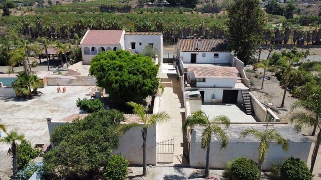 15 camera da letto Finca/Casa di Campagna in vendita in Caleta de Vélez, Vélez-Málaga con piscina - 695.000 € (Rif: 8766842)