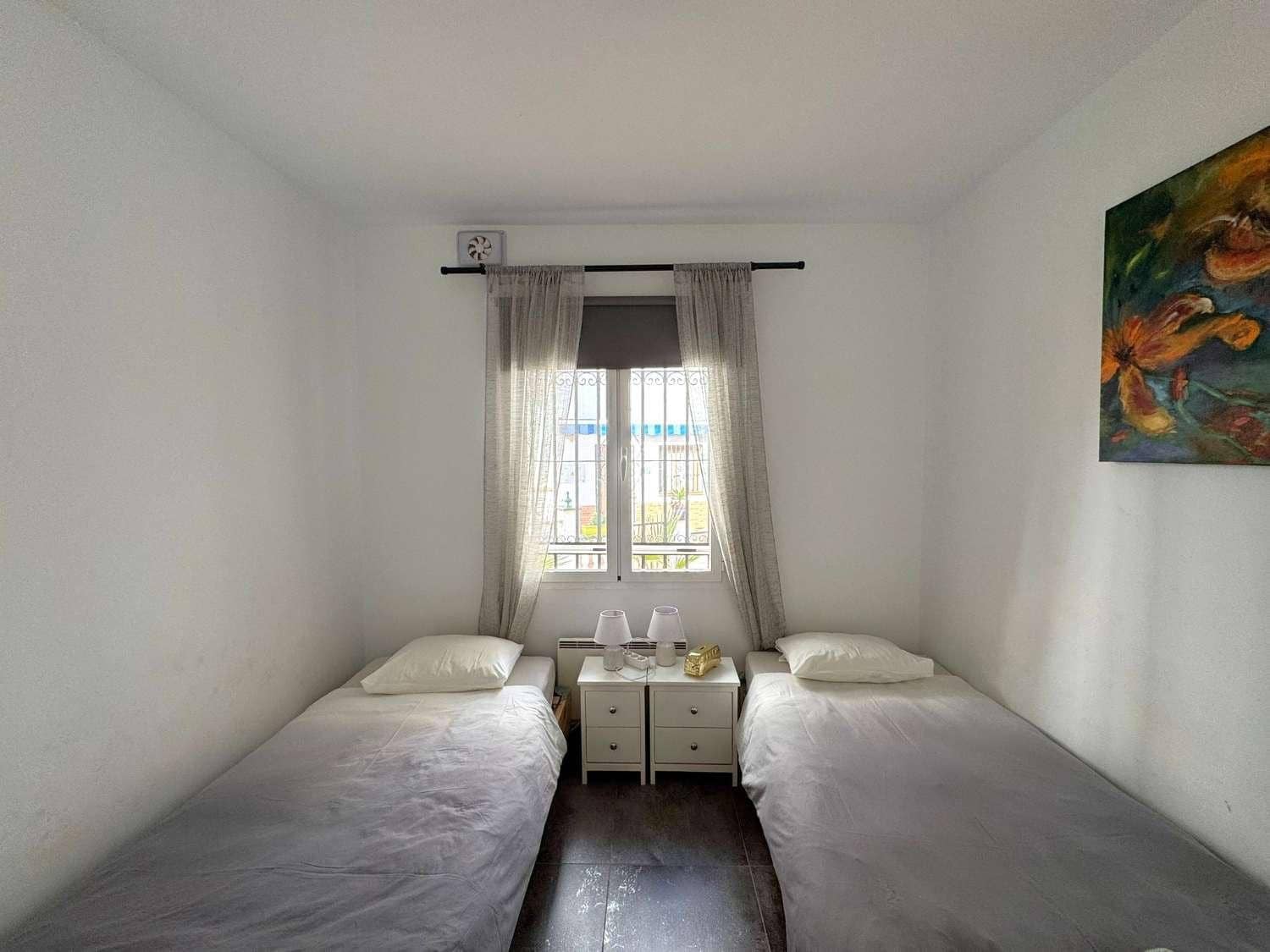 3 soveværelse Byhus til salg i Nerja med swimmingpool - € 349.000 (Ref: 8786818)