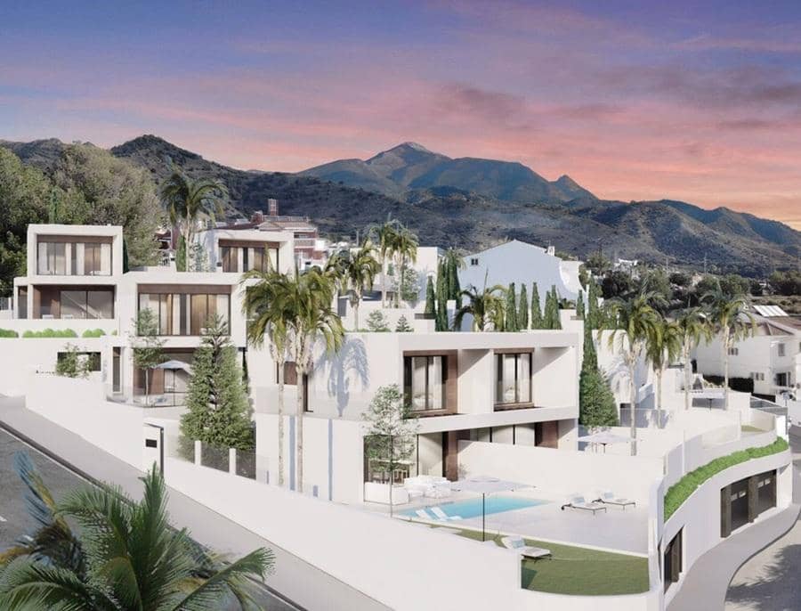 3 soveværelse Byhus til salg i Nerja med swimmingpool garage - € 1.095.000 (Ref: 8834689)