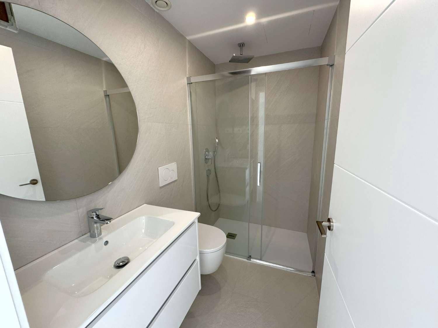 3 sypialnia Dom na sprzedaż w Nerja z basenem garażem - 1 145 000 € (Ref: 8834689)