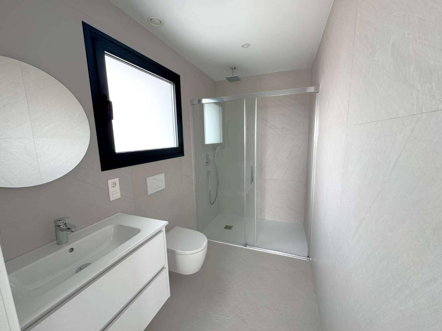 3 sypialnia Dom na sprzedaż w Nerja z basenem garażem - 1 145 000 € (Ref: 8834689)