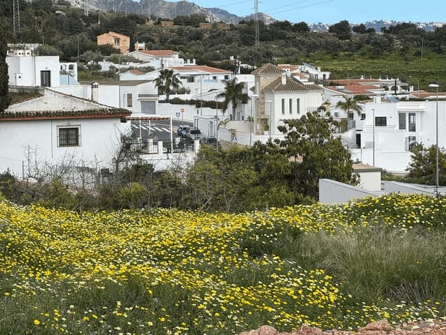 Bouwgrond te koop in Capistrano, Nerja - € 199.000 (Ref: 8895456)