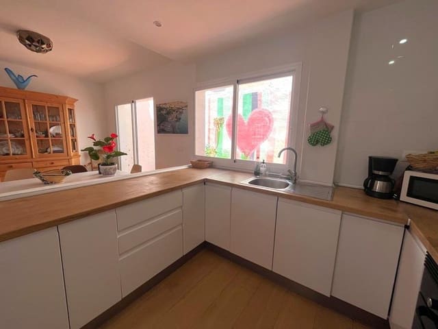 3 soveværelse Byhus til salg i Almijara, Nerja med swimmingpool garage - € 300.000 (Ref: 9029410)