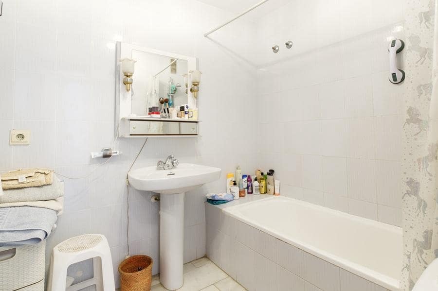 2 soveværelse Lejlighed til salg i Nerja med swimmingpool - € 499.000 (Ref: 9057722)