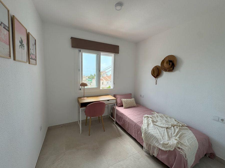 3 slaapkamer Huis te koop in Nerja met zwembad - € 474.500 (Ref: 9159609)