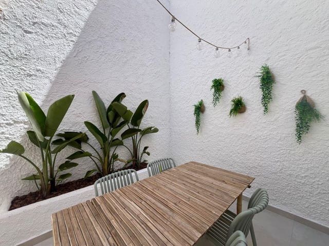 3 chambre Maison de Ville à vendre à Burriana, Nerja avec piscine - 474 500 € (Ref: 9159609)