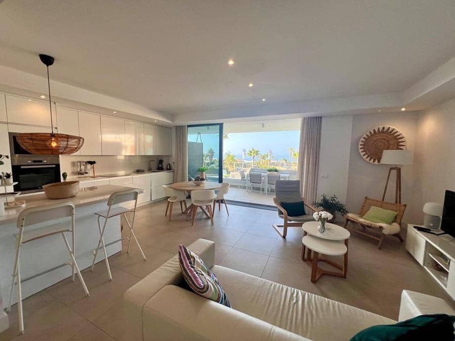 2 soveværelse Lejlighed til salg i El Penoncillo med swimmingpool garage - € 399.000 (Ref: 9226884)