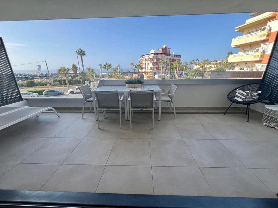 2 soveværelse Lejlighed til salg i El Penoncillo med swimmingpool garage - € 399.000 (Ref: 9226884)