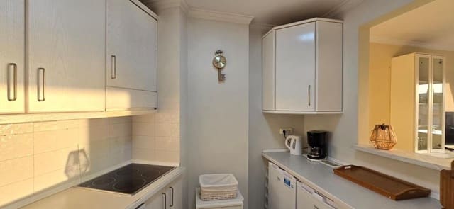 1 soveværelse Lejlighed til salg i Torrox-Costa, Torrox med swimmingpool - € 295.000 (Ref: 9247076)