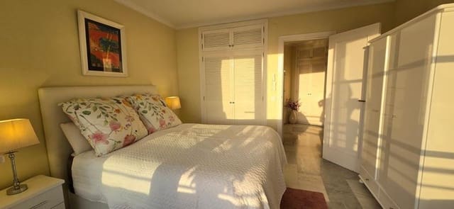 1 soveværelse Lejlighed til salg i Torrox-Costa, Torrox med swimmingpool - € 295.000 (Ref: 9247076)